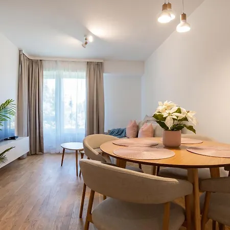Airport Area Five 3 Kilometers Free Parking Apartmán Sofie