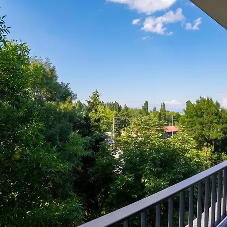 Apartament Airport Area Five 3 Kilometers Free Parking *